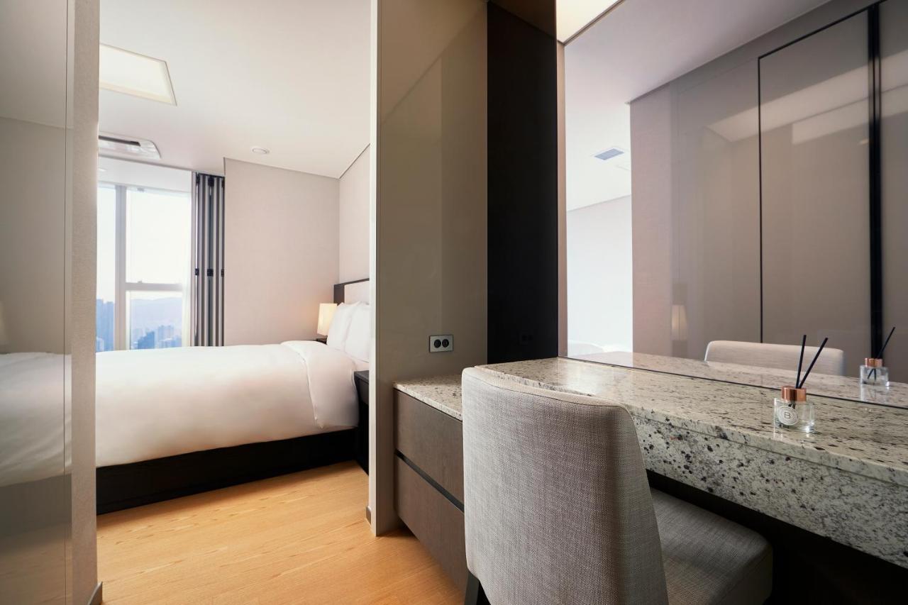 Grand Lct Residence Busan Exterior photo