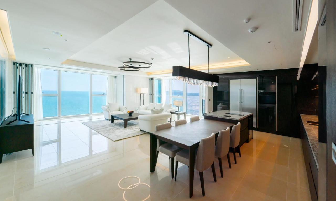 Grand Lct Residence Busan Exterior photo