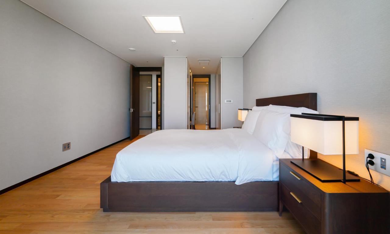 Grand Lct Residence Busan Exterior photo