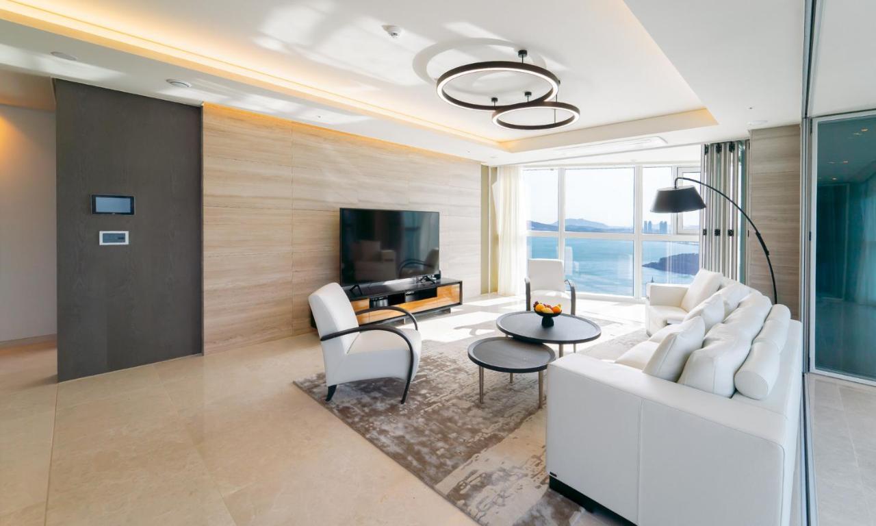Grand Lct Residence Busan Exterior photo