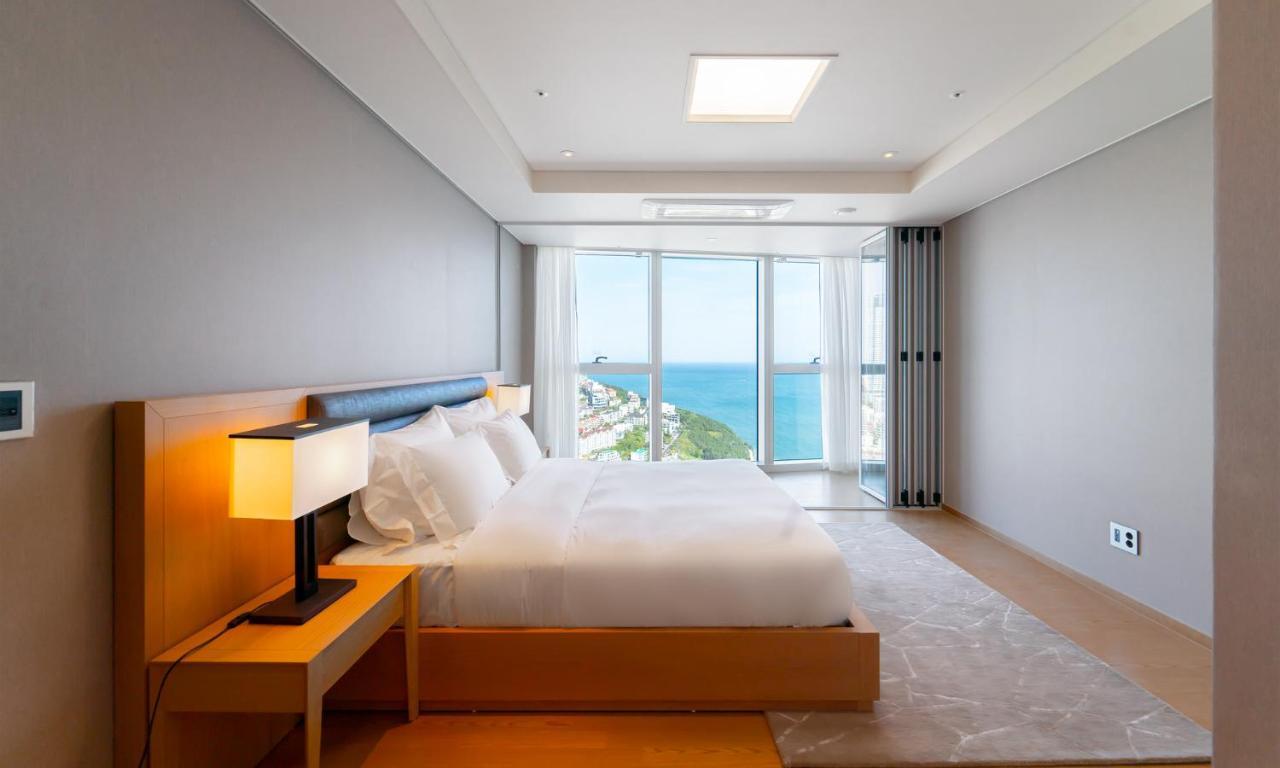 Grand Lct Residence Busan Exterior photo