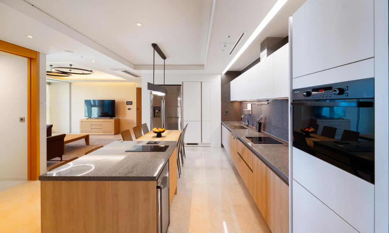 Grand Lct Residence Busan Exterior photo