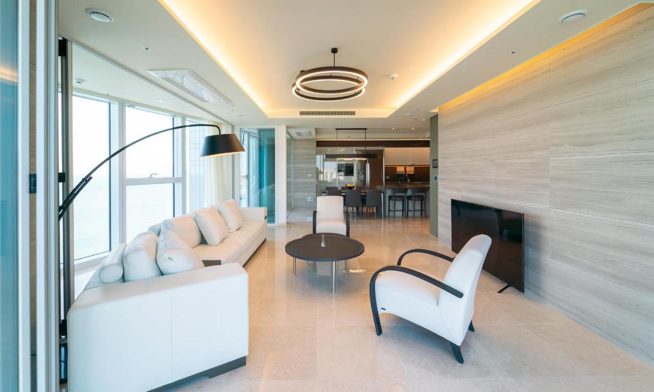 Grand Lct Residence Busan Exterior photo
