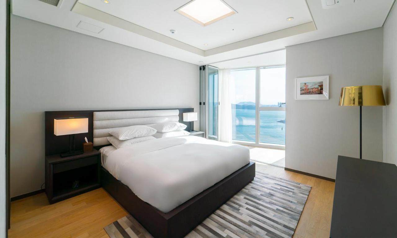 Grand Lct Residence Busan Exterior photo